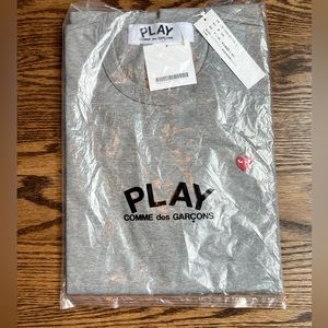Comme des Garcons Play Small Red Heart Tee